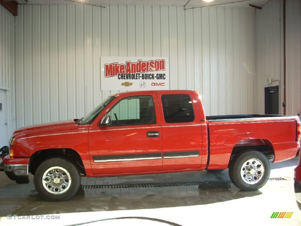 2007 Silverado 1500 Classic LT Extended Cab - Victory Red / Dark Charcoal photo #1