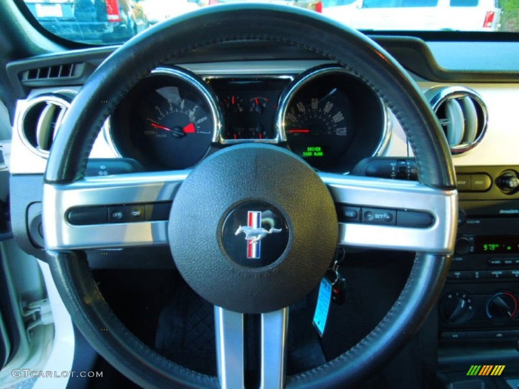 2006 Ford Mustang V6 Premium Coupe Steering Wheel Photos