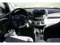 Super White - RAV4 4WD Photo No. 10