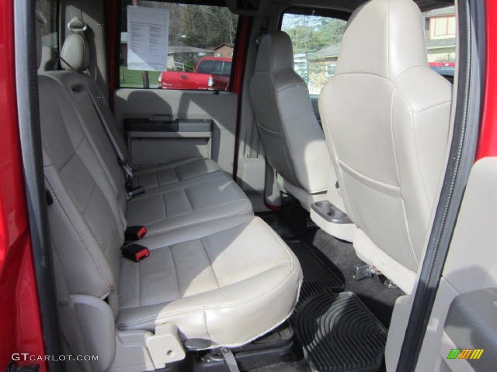 2008 F350 Super Duty XLT Crew Cab 4x4 Dually - Bright Red / Medium Stone photo #12