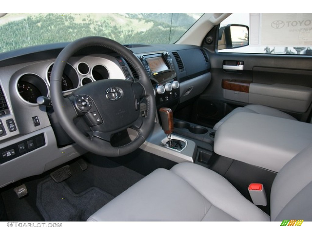 Graphite Interior 2013 Toyota Tundra Limited CrewMax 4x4 Photo #73490675