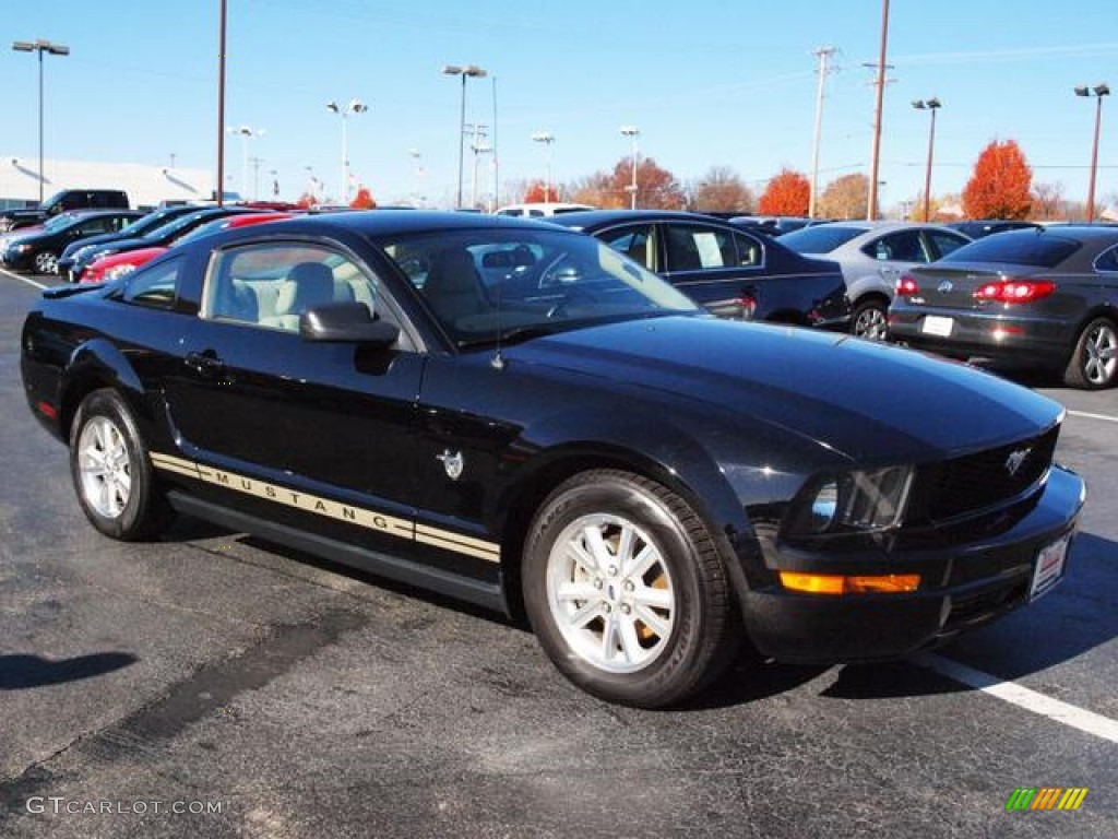 2009 Mustang V6 Coupe - Black / Medium Parchment photo #2