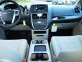 2013 Brilliant Black Crystal Pearl Chrysler Town & Country Touring  photo #6