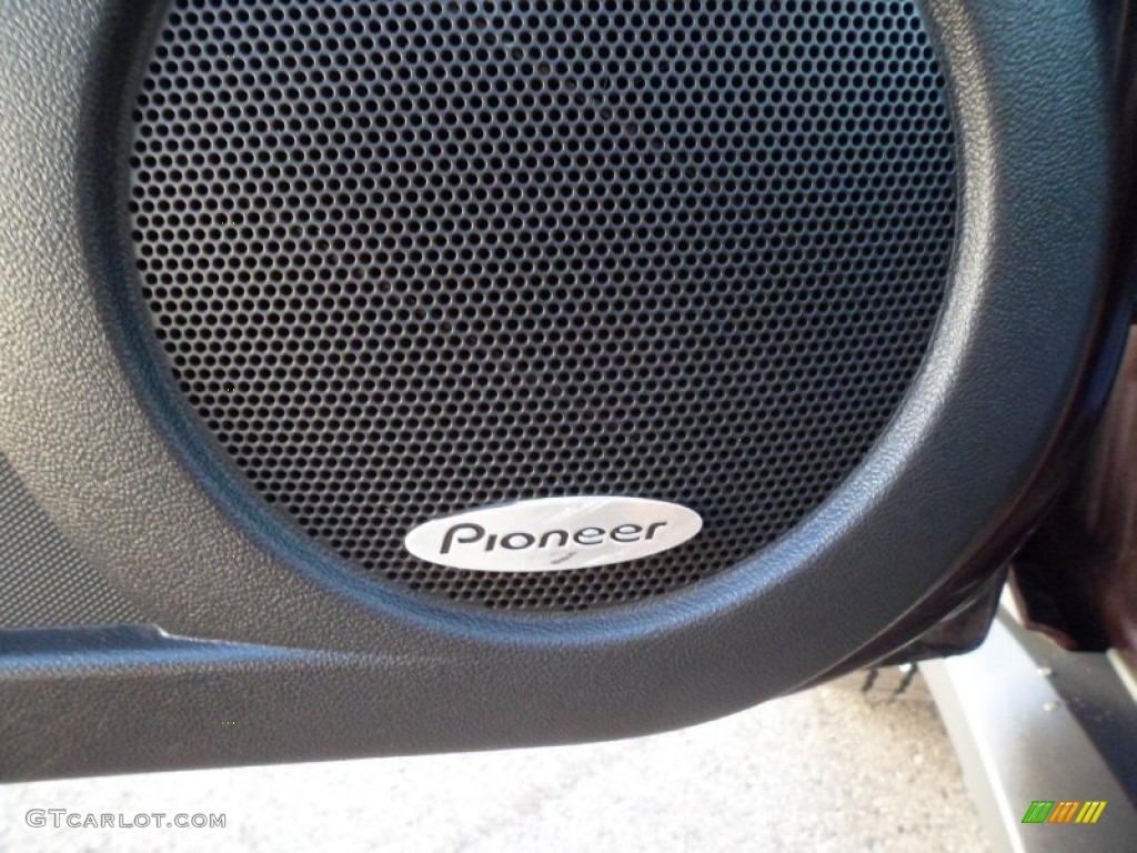 2006 Pontiac Torrent AWD Audio System Photo #73503032