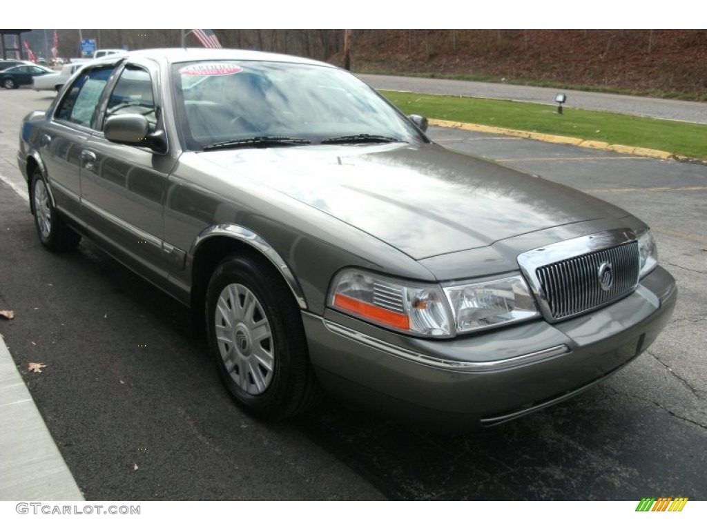 2004 Grand Marquis GS - Spruce Green Metallic / Medium Parchment photo #2