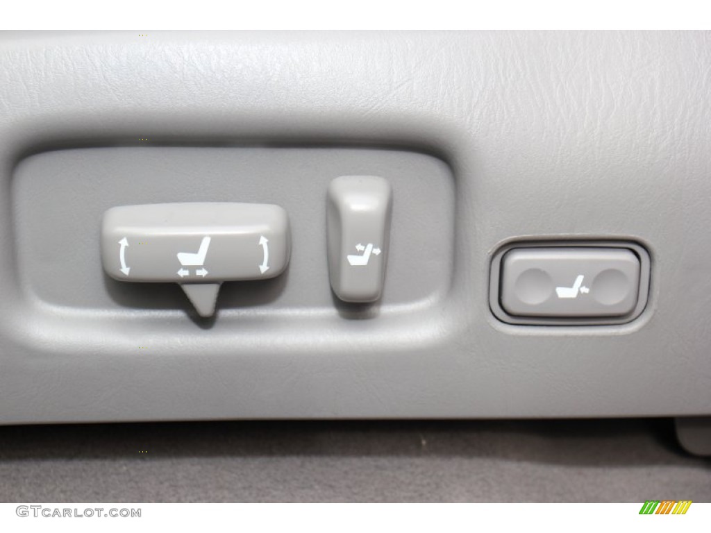 2006 LX 470 - Galactic Gray Mica / Ivory photo #17