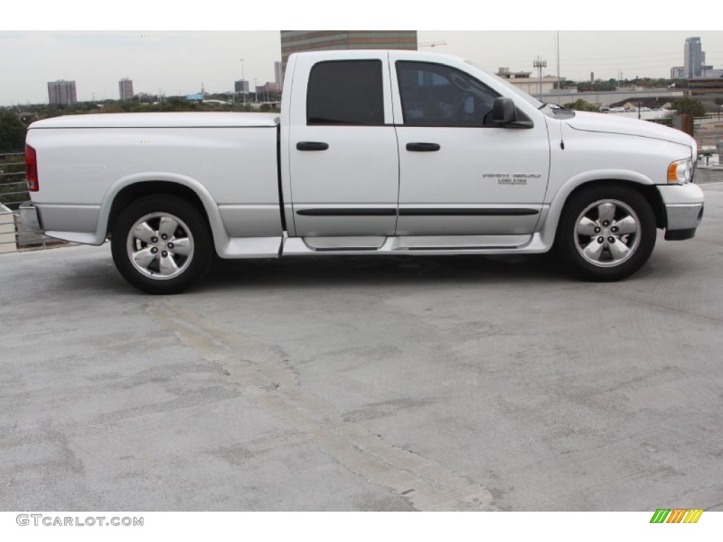 2004 Ram 1500 SLT Quad Cab - Bright White / Dark Slate Gray photo #10