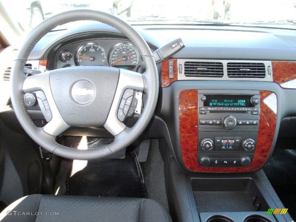 2013 Chevrolet Tahoe LS 4x4 Ebony Dashboard Photo #73511184