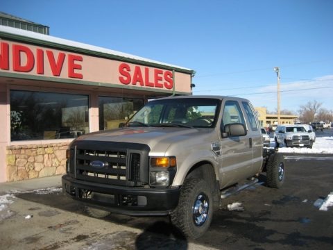 2008 Ford F250 Super Duty XL SuperCab 4x4 Chassis Data, Info and Specs