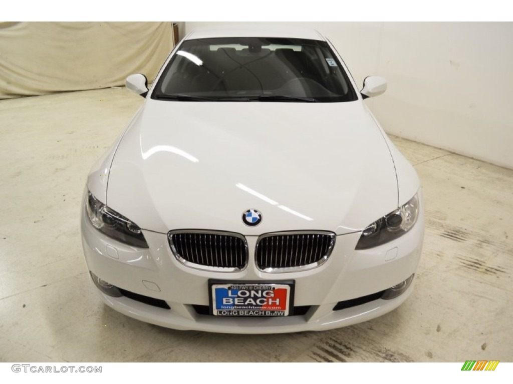 2010 3 Series 328i Coupe - Alpine White / Black photo #4