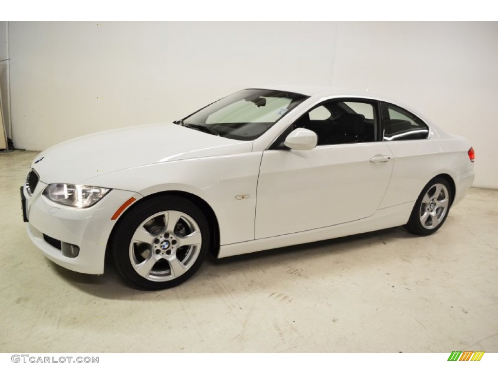 2010 3 Series 328i Coupe - Alpine White / Black photo #8