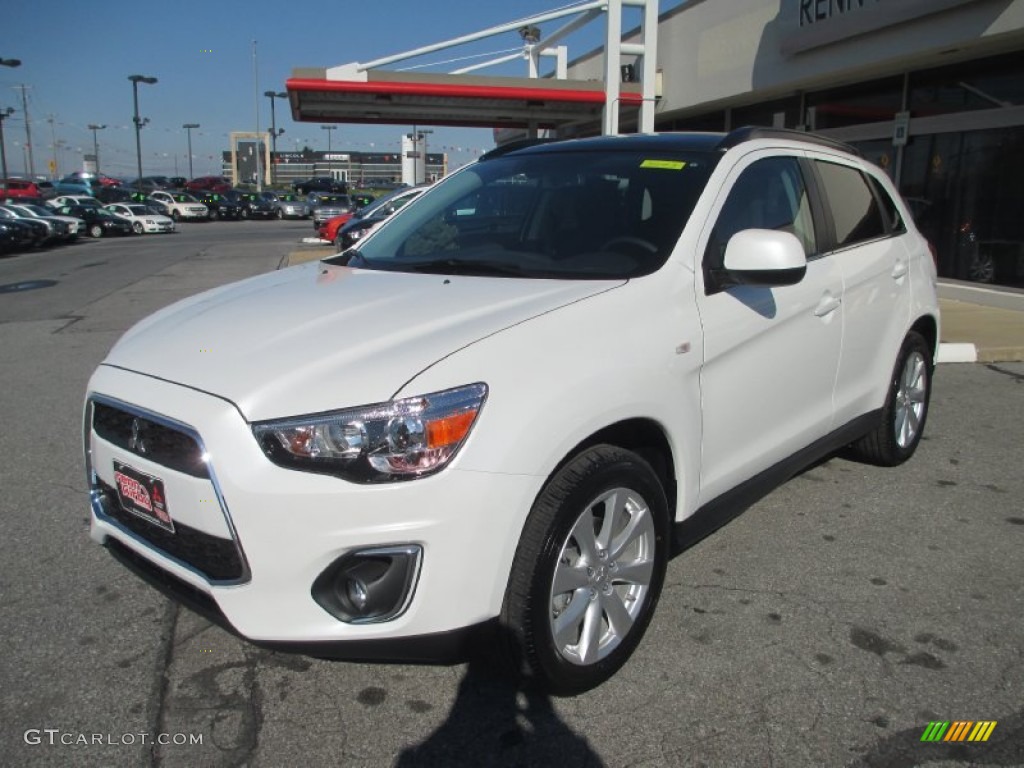 2013 Outlander Sport SE 4WD - White Pearl / Black photo #1