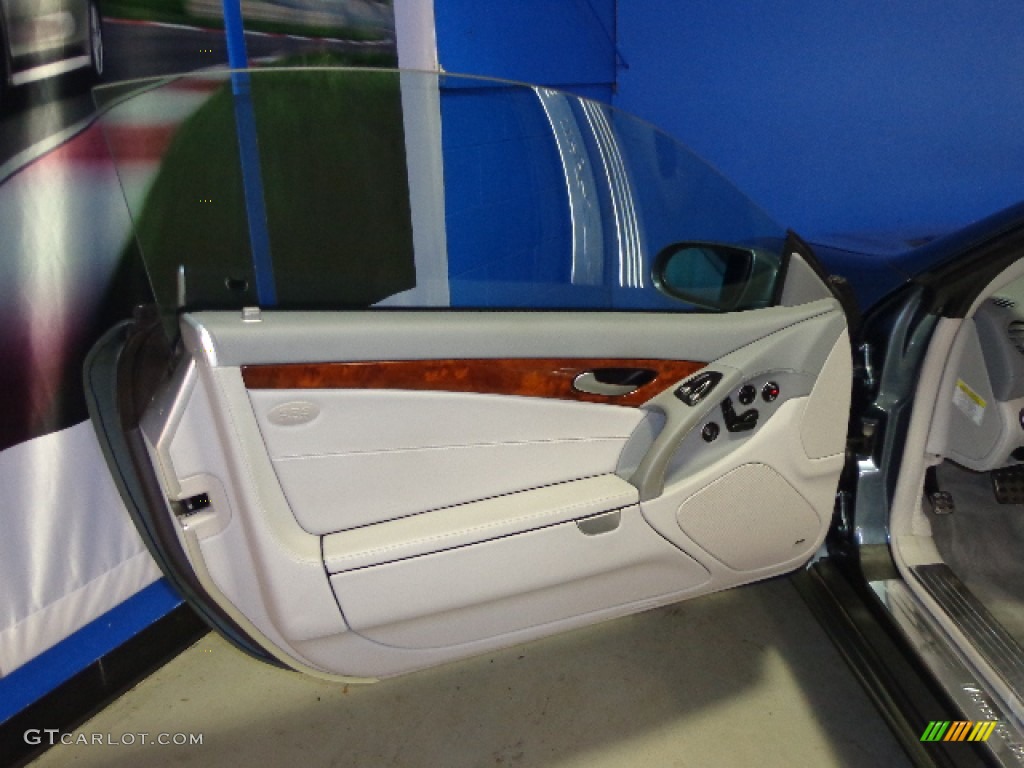 2007 Mercedes-Benz SL 550 Roadster Ash Grey Door Panel Photo #73515110