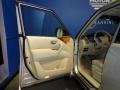 Liquid Platinum - QX 56 4WD Photo No. 11
