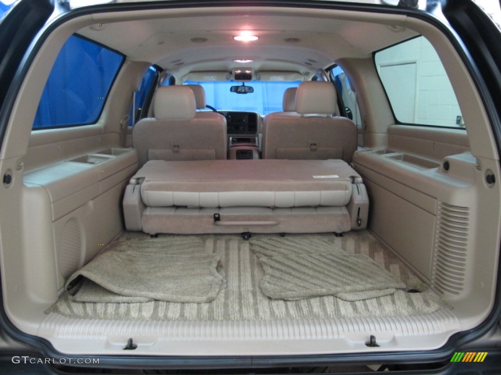 2003 Suburban 1500 LT 4x4 - Light Pewter Metallic / Tan/Neutral photo #11