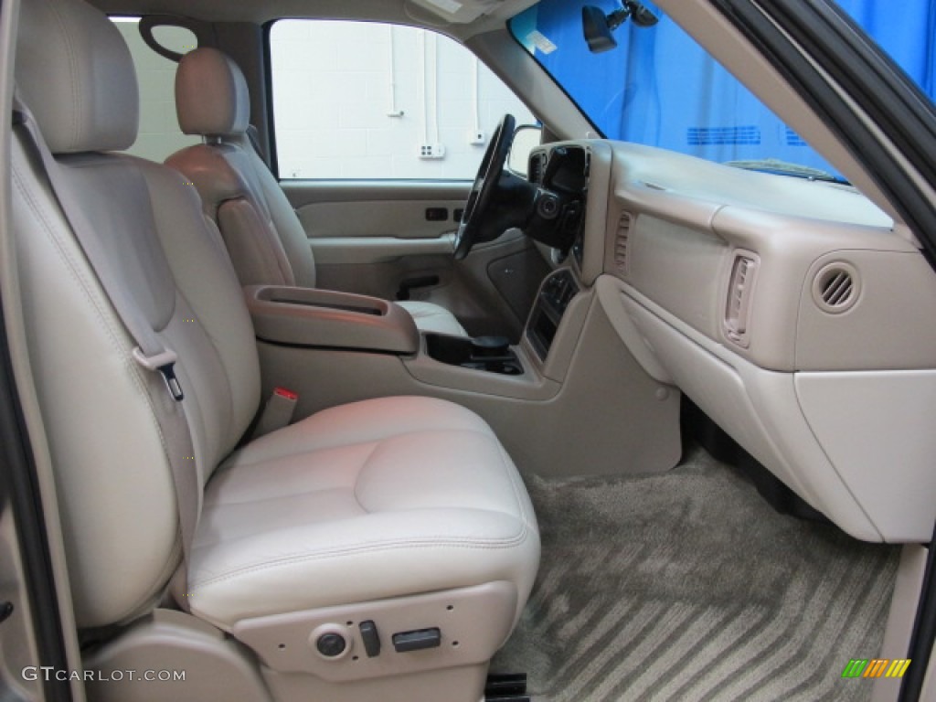 2003 Suburban 1500 LT 4x4 - Light Pewter Metallic / Tan/Neutral photo #22