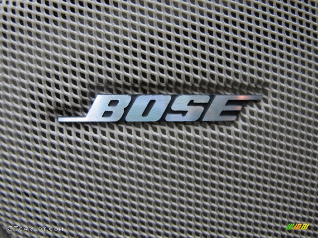 2003 Suburban 1500 LT 4x4 - Light Pewter Metallic / Tan/Neutral photo #40