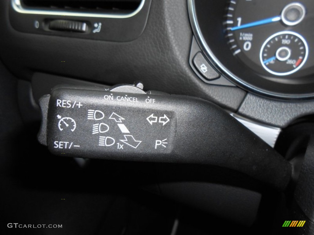 2012 Volkswagen Golf R 4 Door 4Motion Controls Photo #73519881