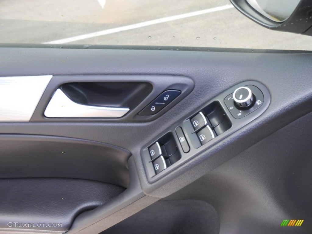 2012 Volkswagen Golf R 4 Door 4Motion Controls Photo #73519947