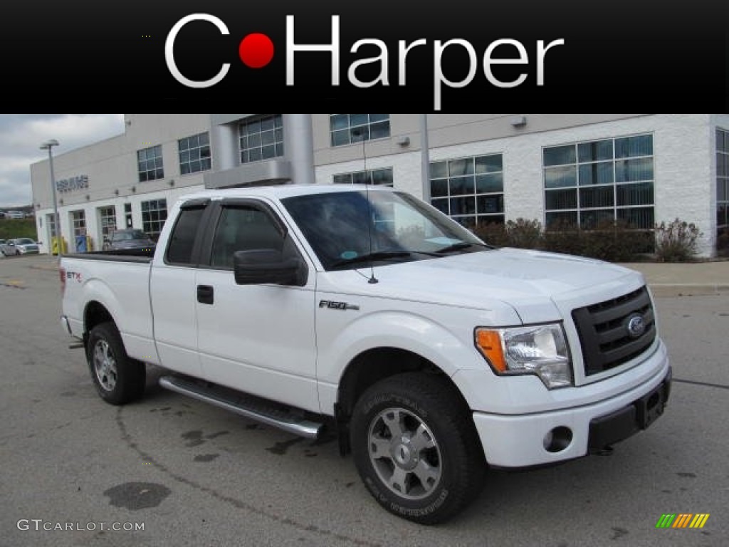 2010 F150 STX SuperCab 4x4 - Oxford White / Medium Stone photo #1