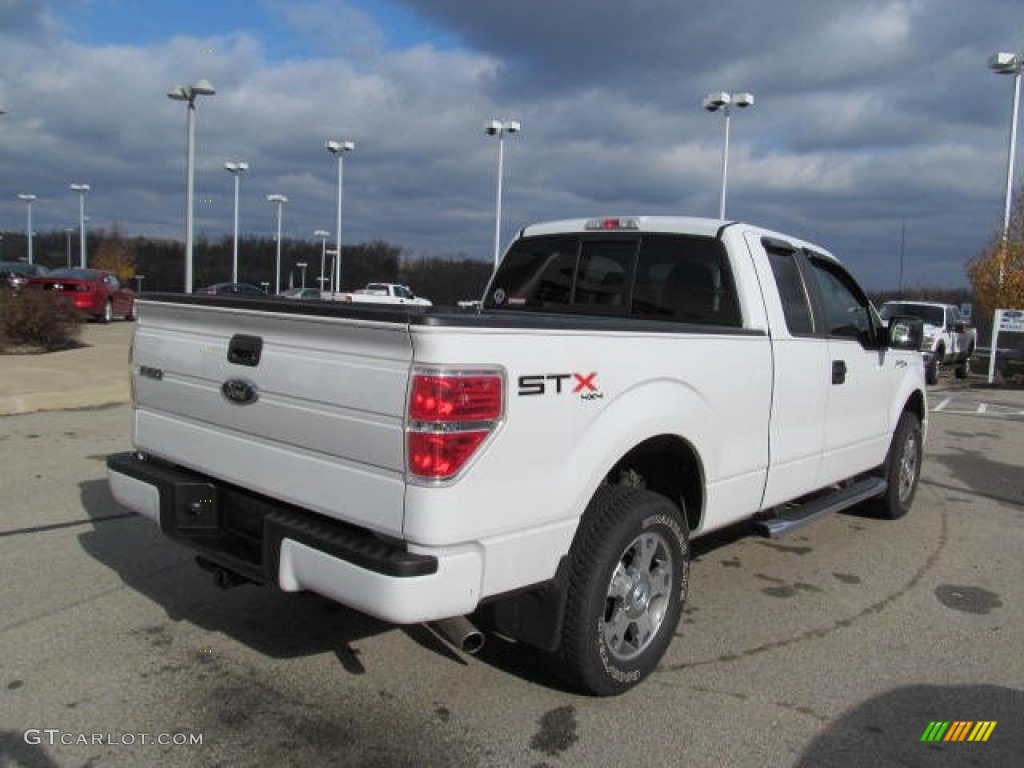 2010 F150 STX SuperCab 4x4 - Oxford White / Medium Stone photo #11
