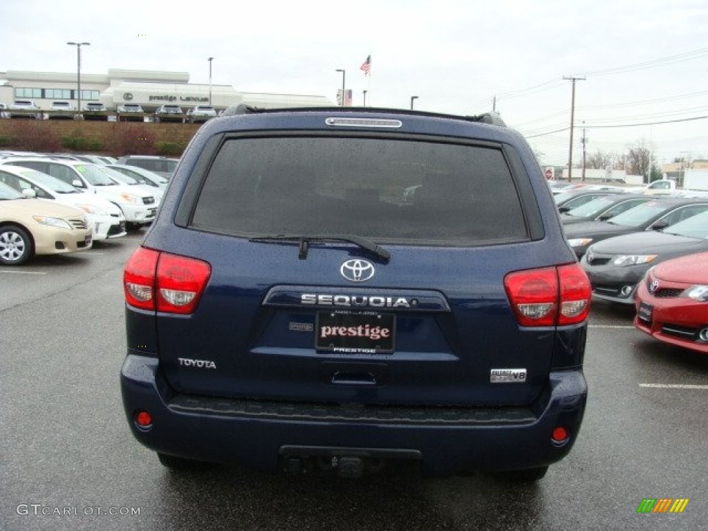 2008 Sequoia SR5 4WD - Nautical Blue Metallic / Graphite photo #5