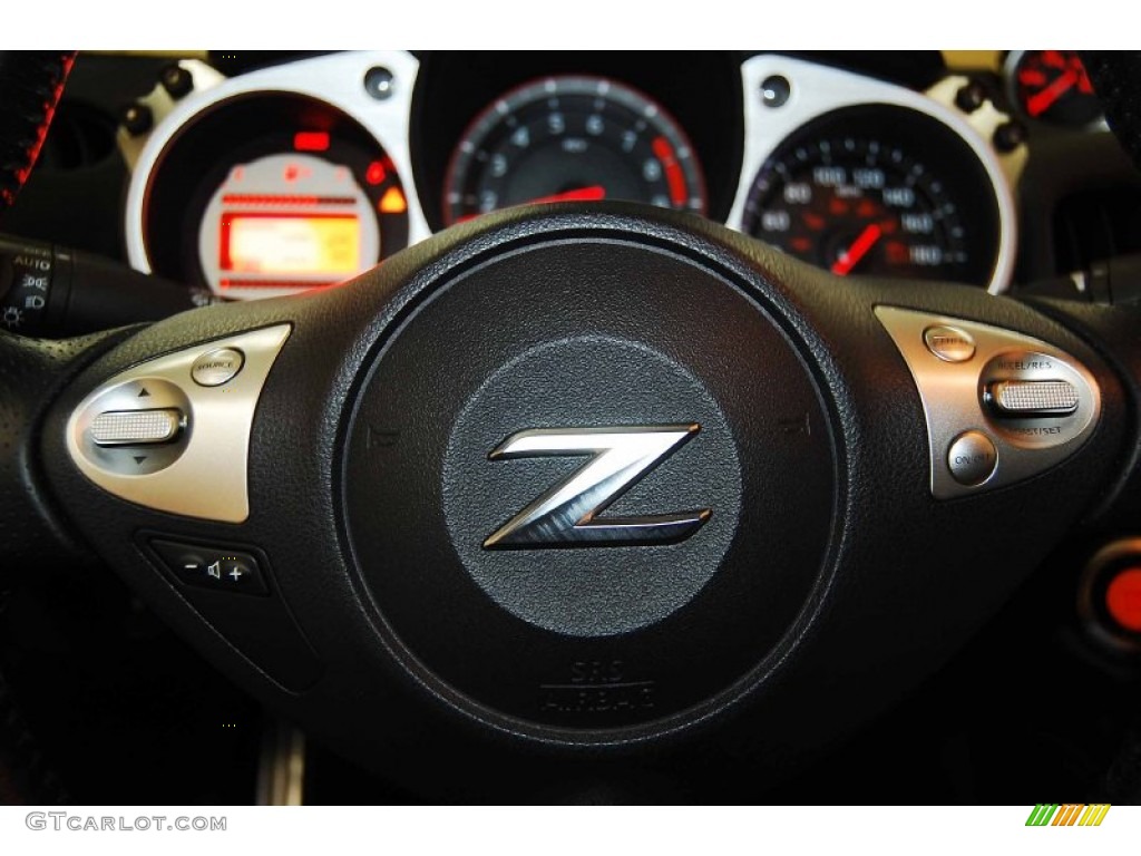 2009 Nissan 370Z Sport Coupe Controls Photos