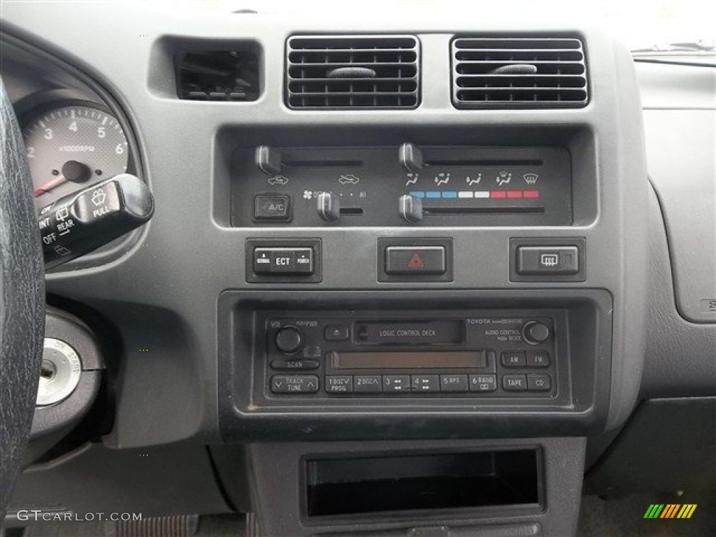 1998 Toyota RAV4 Standard RAV4 Model Controls Photo #73525560