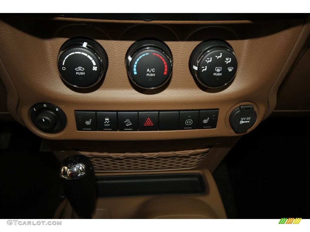 2012 Wrangler Unlimited Rubicon 4x4 - Natural Green Pearl / Black photo #20
