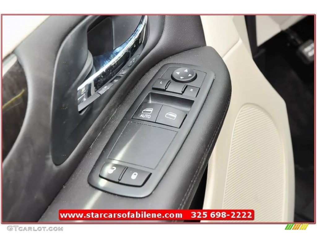2013 Grand Caravan American Value Package - Billet Silver Metallic / Black/Light Graystone photo #12