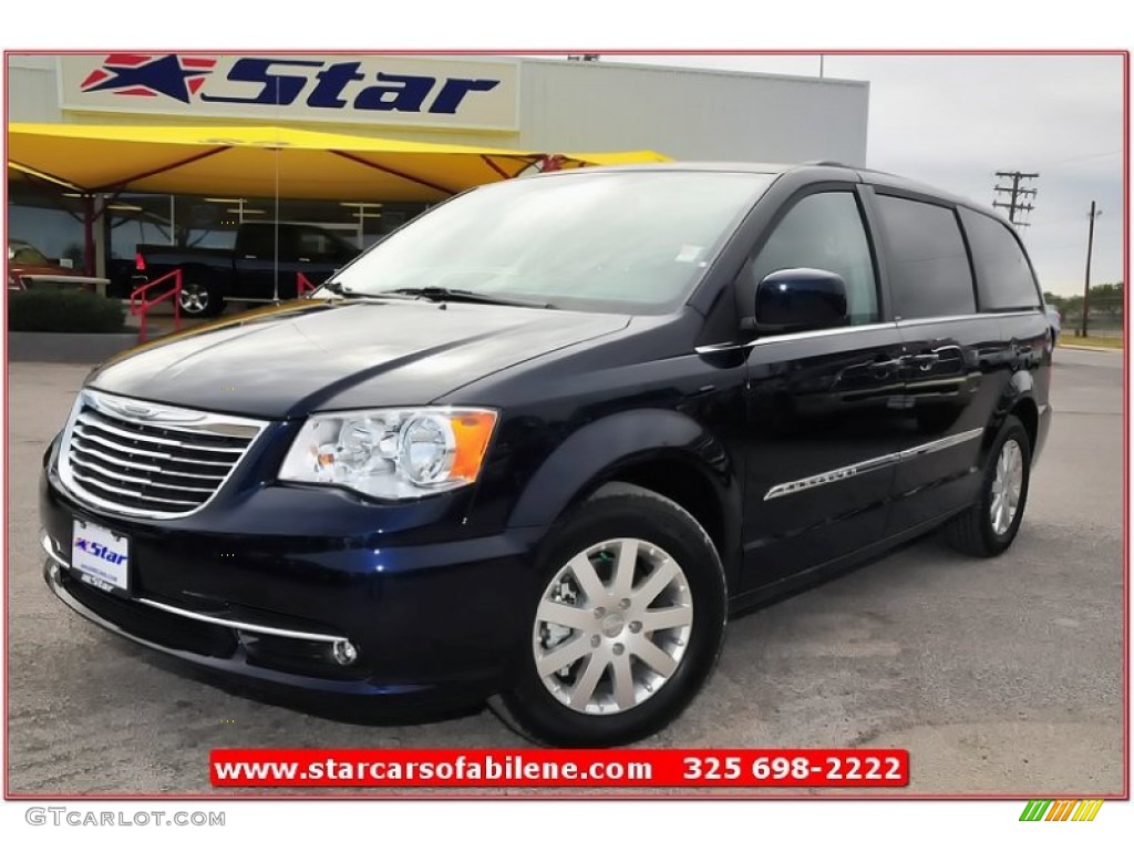 2013 Town & Country Touring - True Blue Pearl / Black/Light Graystone photo #1