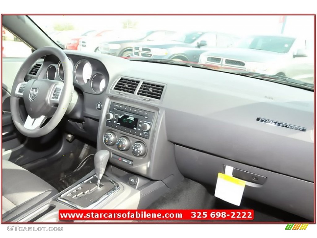 2013 Challenger R/T - Redline 3-Coat Pearl / Dark Slate Gray photo #20