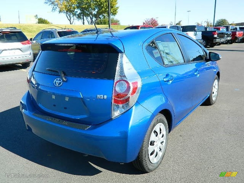 2012 Prius c Hybrid One - Blue Streak Metallic / Gray photo #3