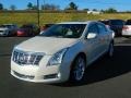 White Diamond Tricoat - XTS Premium FWD Photo No. 7