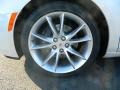 White Diamond Tricoat - XTS Premium FWD Photo No. 10
