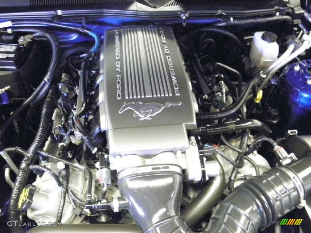 2009 Ford Mustang GT Premium Coupe 4.6 Liter SOHC 24-Valve VVT V8 Engine Photo #73540001