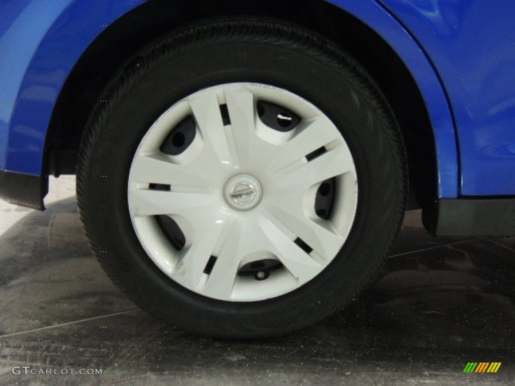 2011 Versa 1.8 S Hatchback - Metallic Blue / Charcoal photo #5