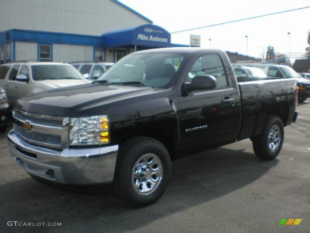 2013 Silverado 1500 LS Regular Cab 4x4 - Black / Ebony photo #1