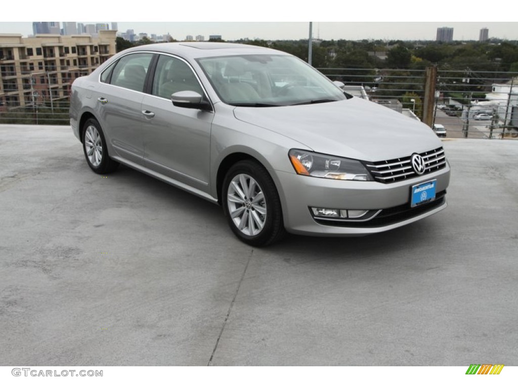 2013 Passat 2.5L SEL - Tungsten Silver Metallic / Cornsilk Beige photo #1