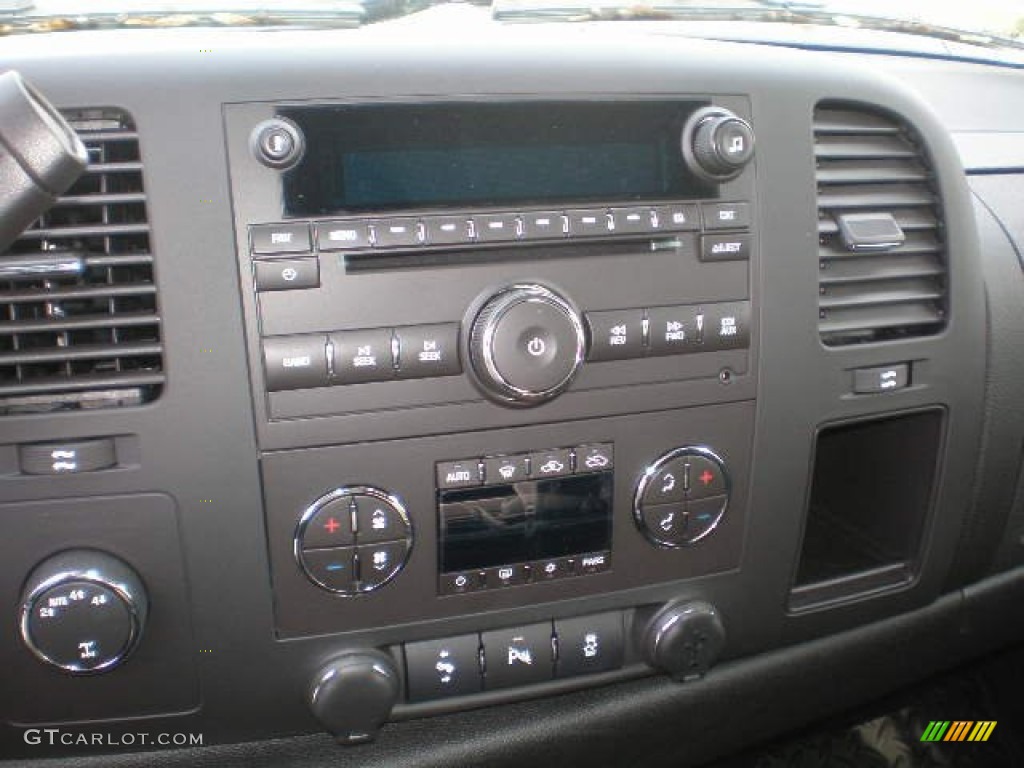 2012 Chevrolet Silverado 1500 LT Crew Cab 4x4 Controls Photo #73543527
