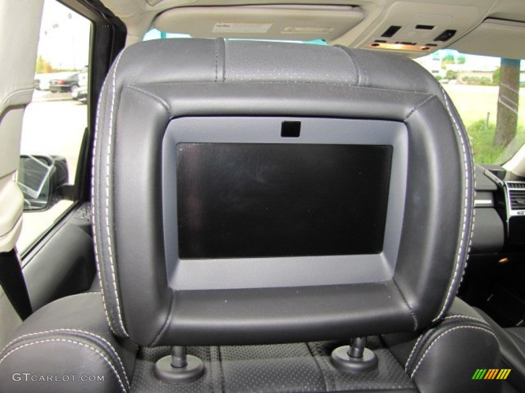 2010 Land Rover Range Rover Supercharged Entertainment System Photo #73546478