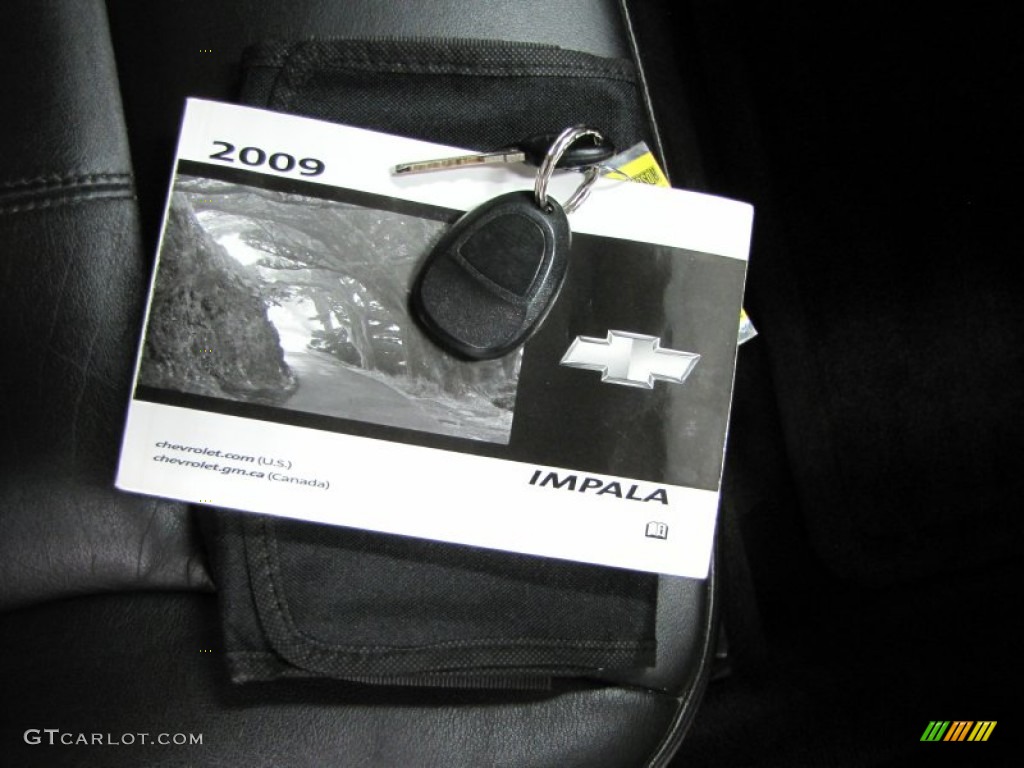 2009 Chevrolet Impala LT Books/Manuals Photo #73549577