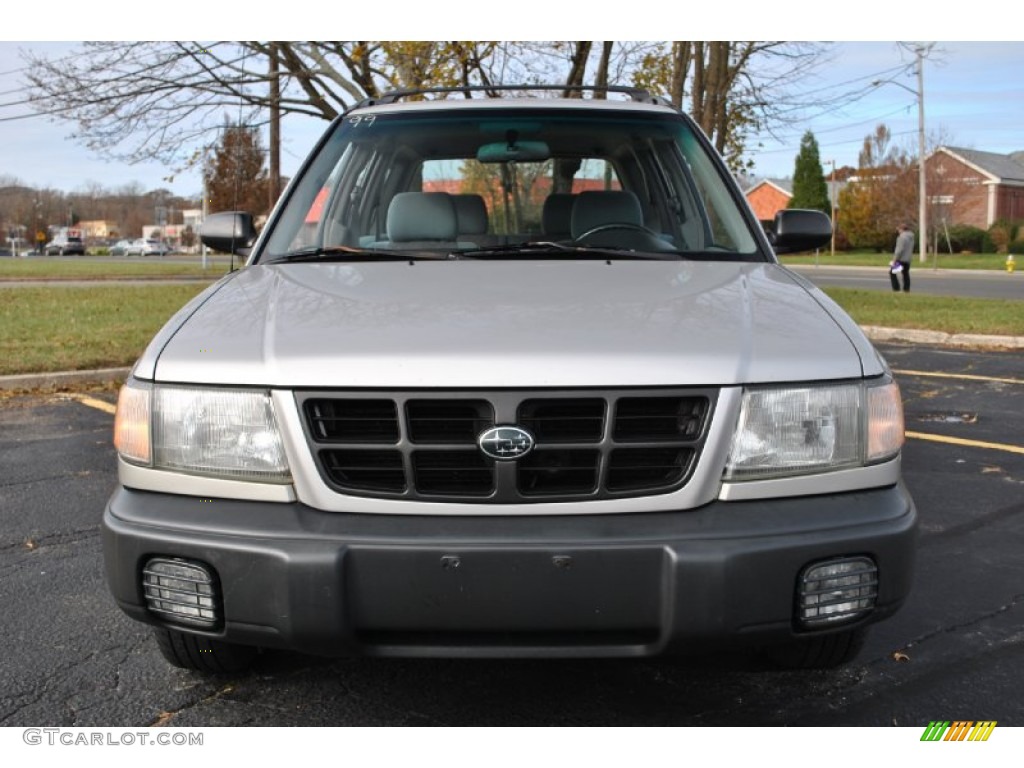 2000 Forester 2.5 L - Silverthorn Metallic / Gray photo #2