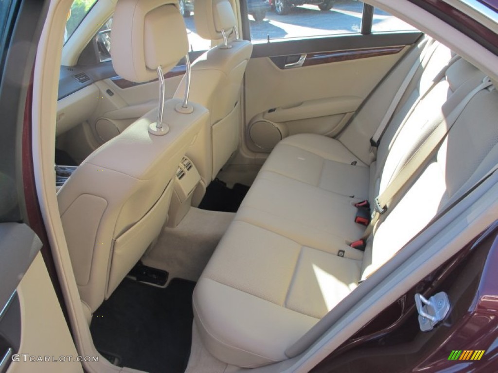 2009 Mercedes-Benz C 300 4Matic Rear Seat Photo #73551173