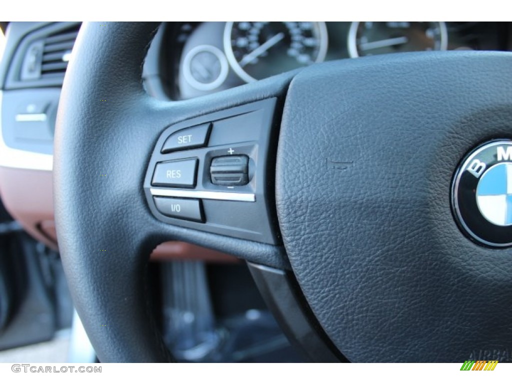 2011 BMW 5 Series 535i xDrive Sedan Controls Photo #73551200