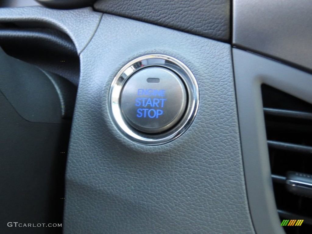 2013 Elantra Limited - Silver / Gray photo #30