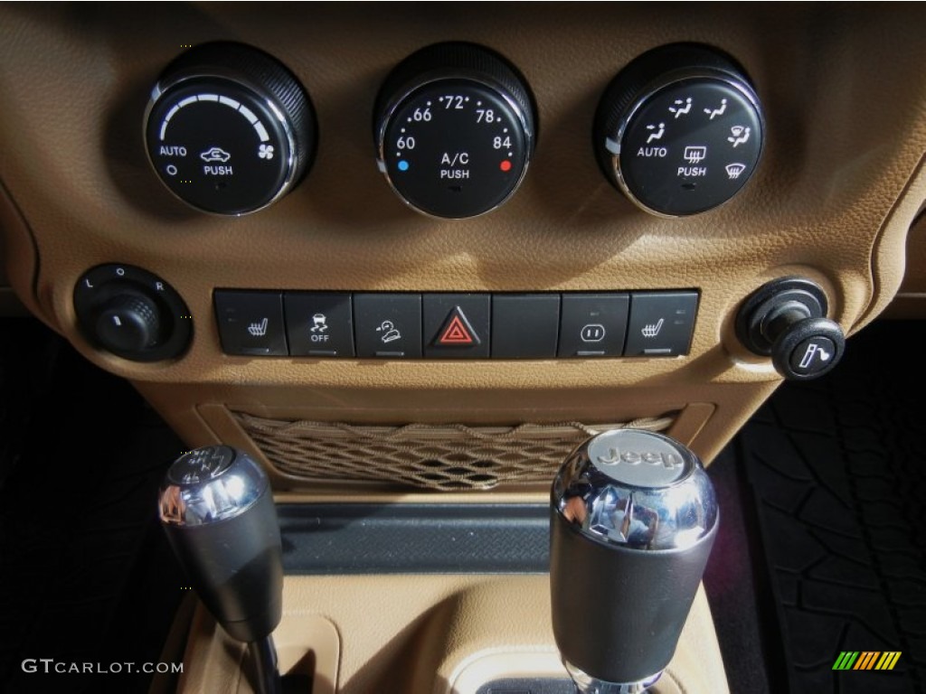 2011 Jeep Wrangler Unlimited Sahara 4x4 Controls Photo #73553247