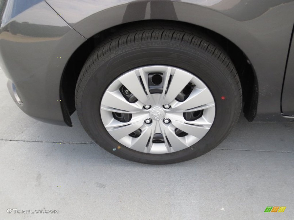 2013 Toyota Yaris LE 3 Door Wheel Photo #73553789