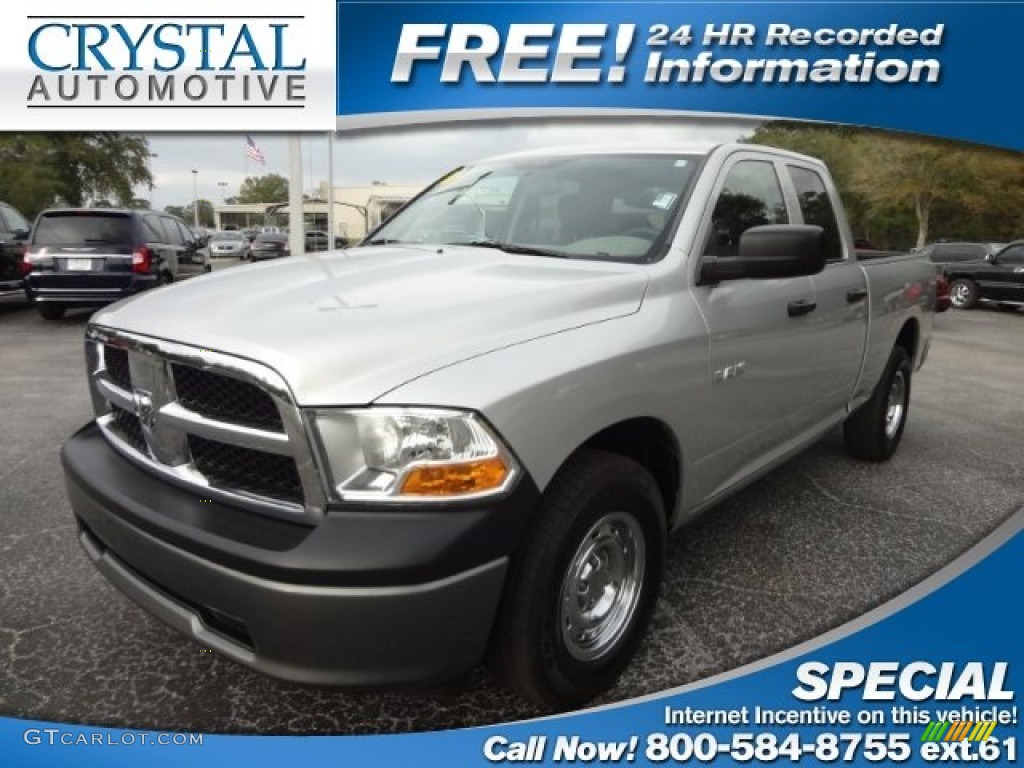 2010 Ram 1500 ST Quad Cab 4x4 - Bright Silver Metallic / Dark Slate/Medium Graystone photo #1