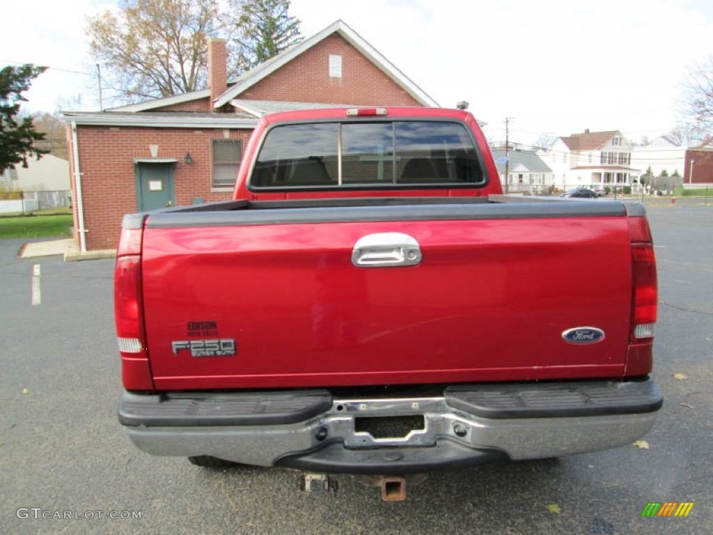 2001 F250 Super Duty XLT Super Crew 4x4 - Toreador Red Metallic / Medium Graphite photo #6